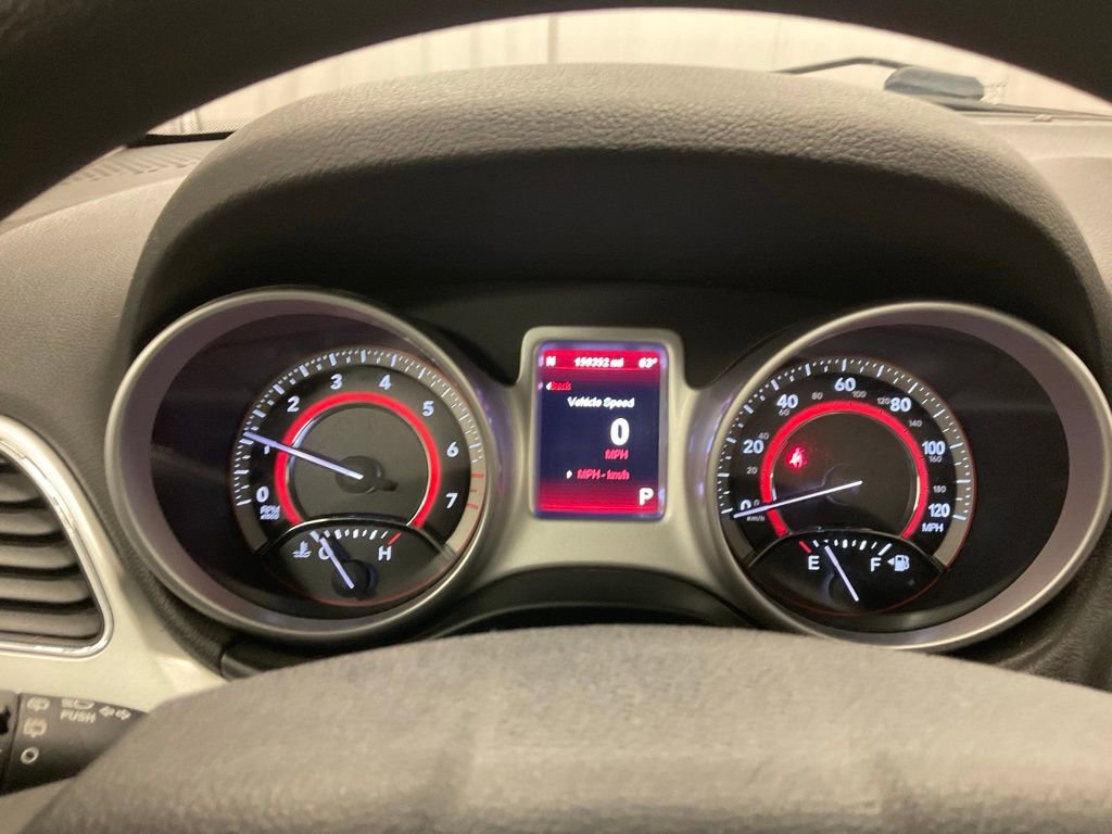 Used 2011 Dodge Journey Mainstreet w/ Popular Equipment Group AWD/4WD image 2