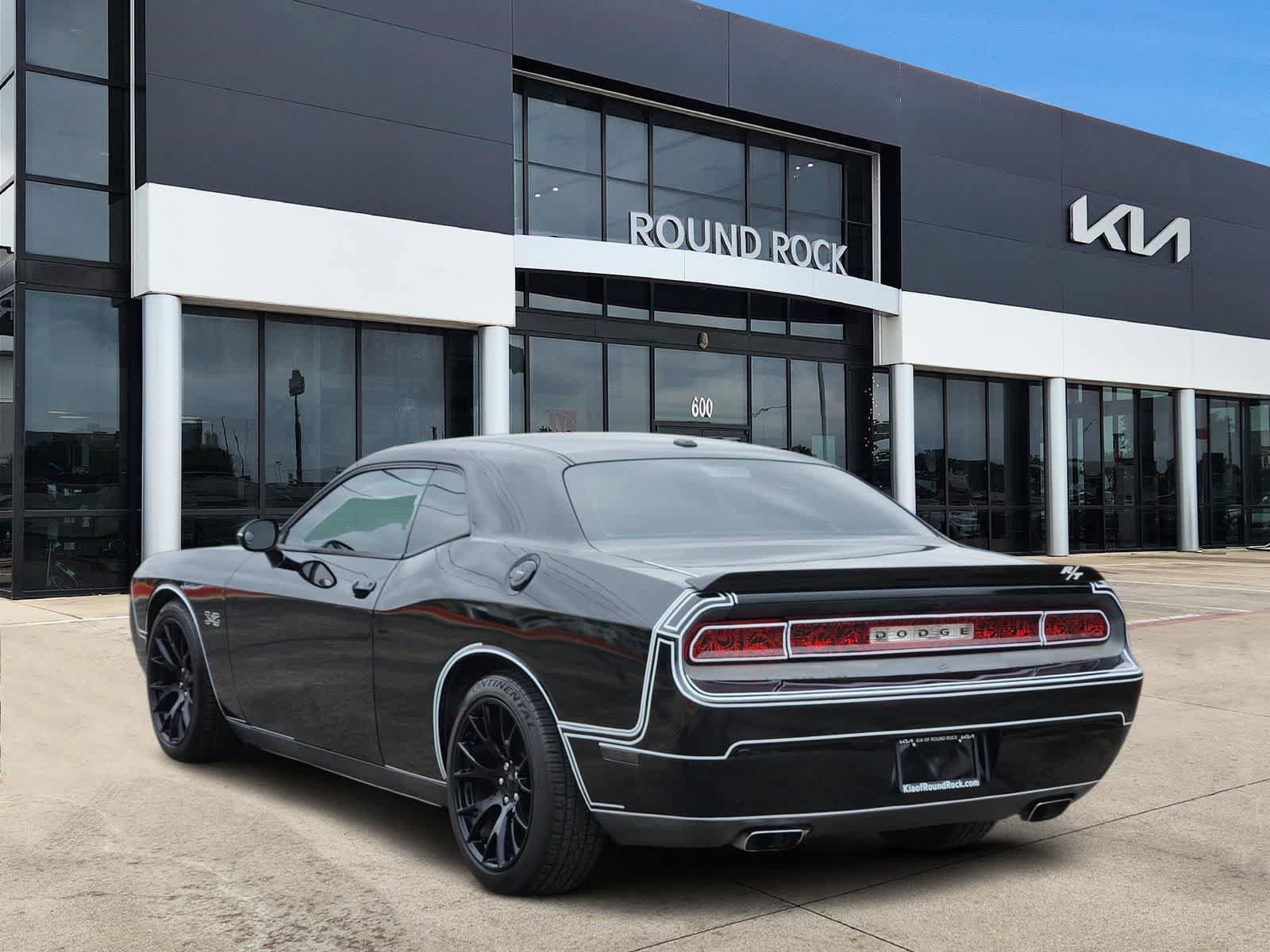 Used 2014 Dodge Challenger R/T w/ Blacktop Package RWD image 6