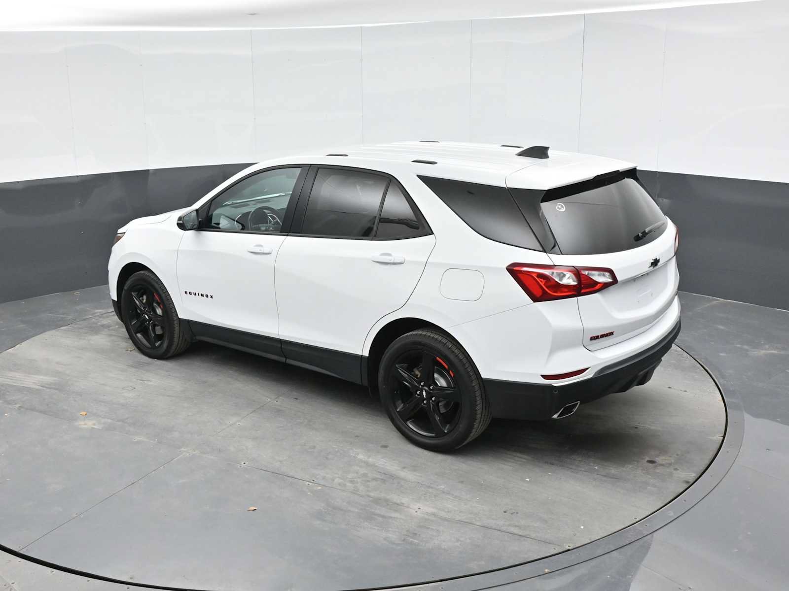 Used 2019 Chevrolet Equinox LT AWD/4WD image 27