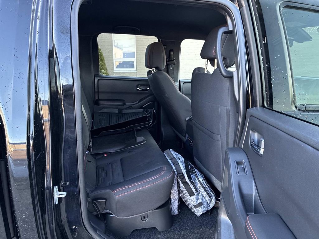 Certified 2023 Nissan Frontier PRO-4X w/ Pro Convenience Package image 11
