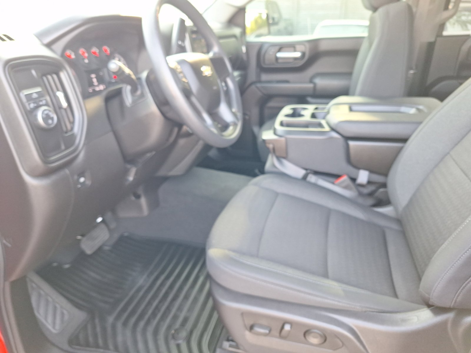 Used 2026 Chevrolet Silverado 1500 Custom RWD image 15