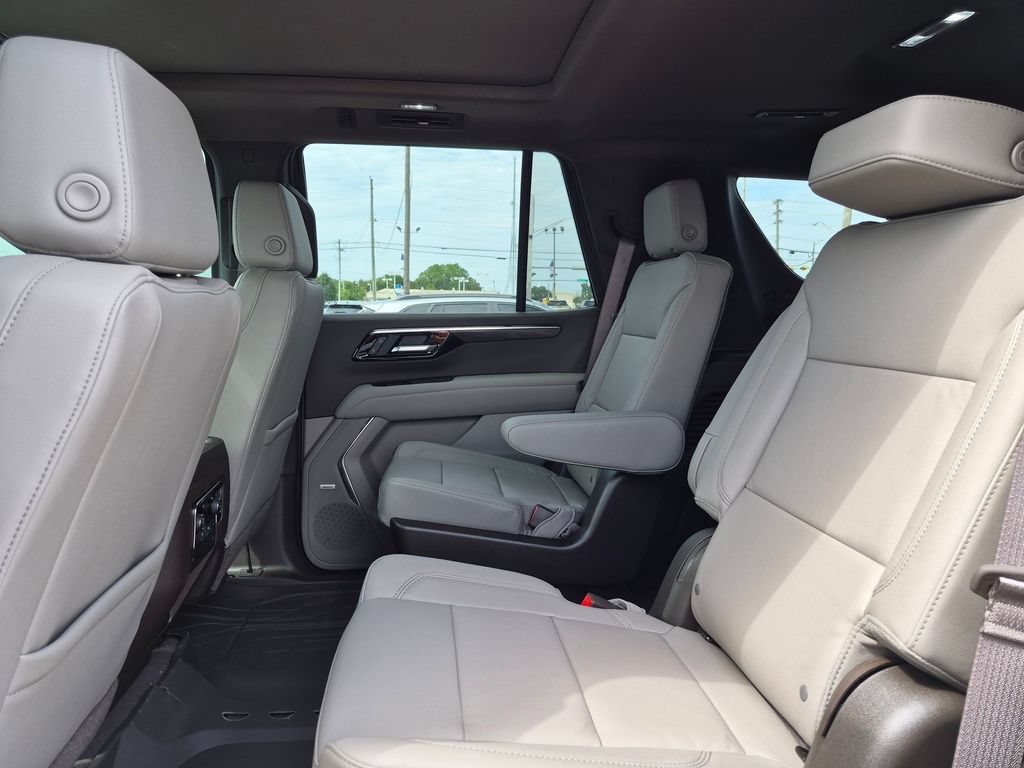 New 2026 Chevrolet Tahoe Z71 w/ Comfort Package AWD/4WD image 24