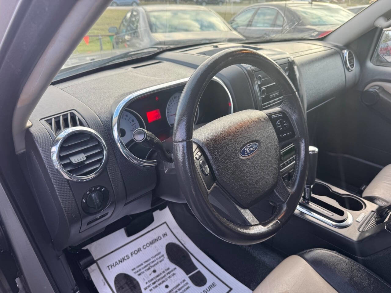 Used 2008 Ford Explorer Sport Trac Limited AWD/4WD image 10