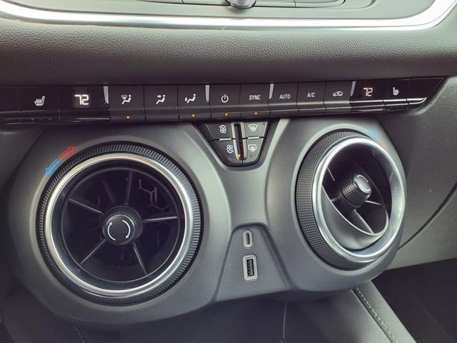 Used 2022 Chevrolet Blazer LT image 18