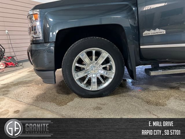 Used 2018 Chevrolet Silverado 1500 High Country image 26