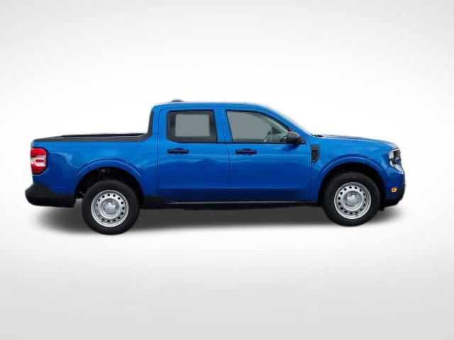 New 2025 Ford Maverick XL w/ Equipment Group 101A image 9