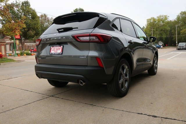 New 2025 Ford Escape ST-Line Elite w/ Tech Pack #2 image 13