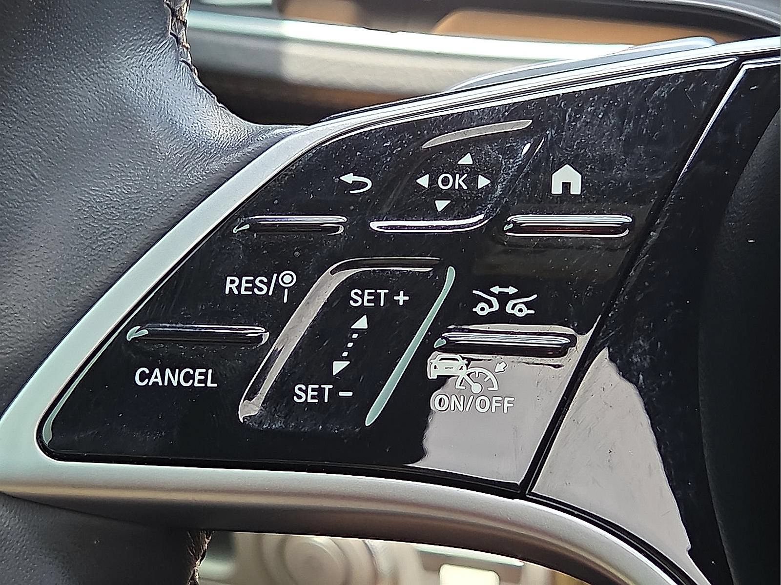 Used 2024 Mercedes-Benz GLE 350 4MATIC image 12