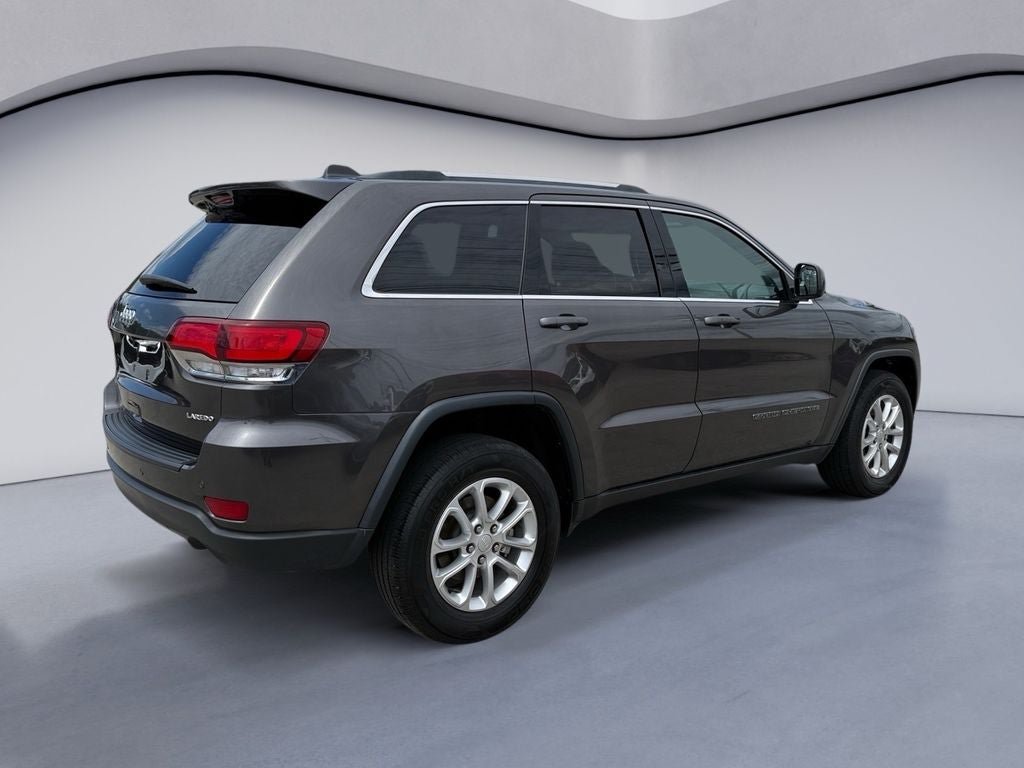 Used 2021 Jeep Grand Cherokee Laredo w/ Security & Convenience Group AWD/4WD image 5