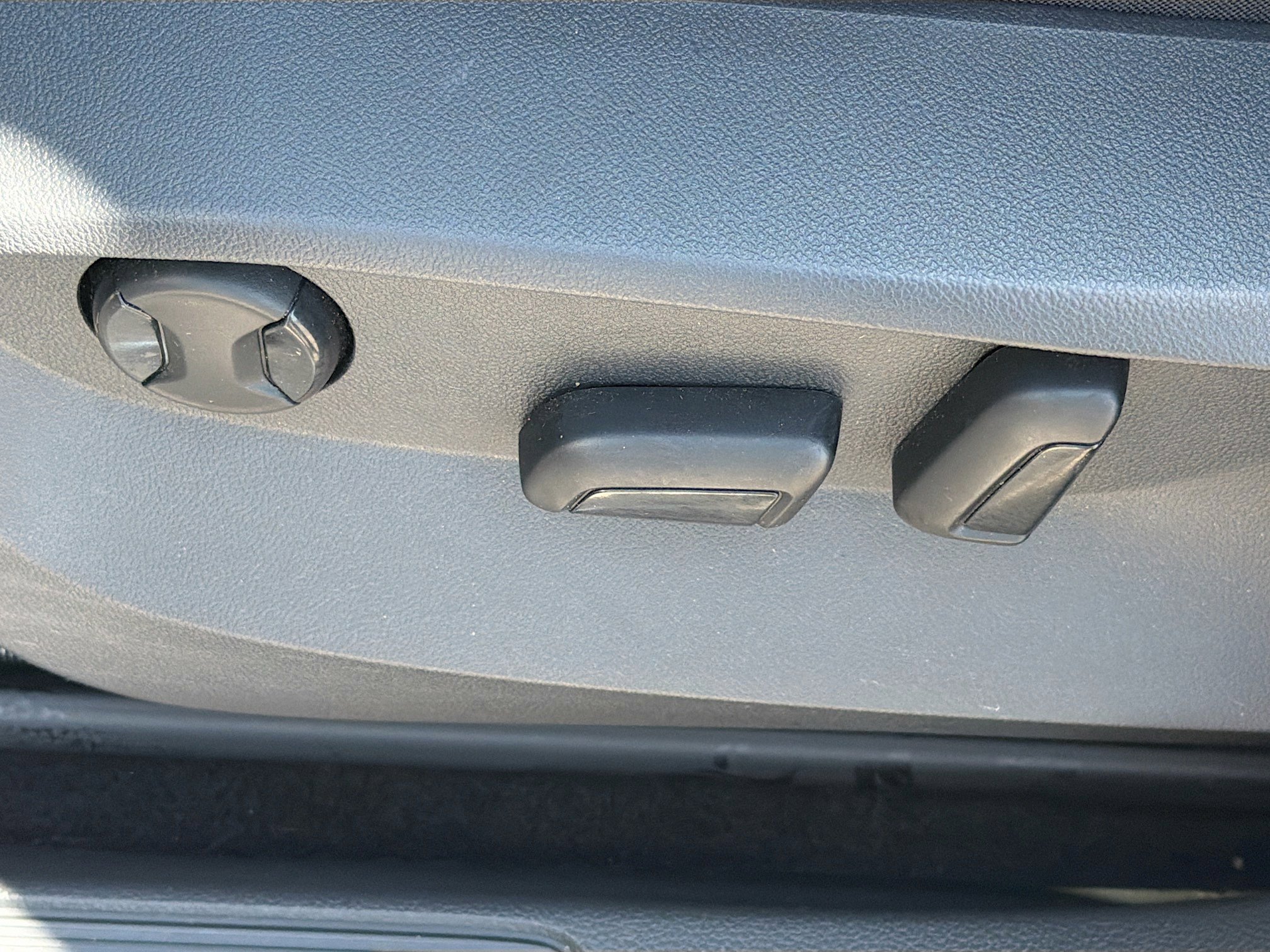 Used 2022 Volkswagen Taos SE image 23