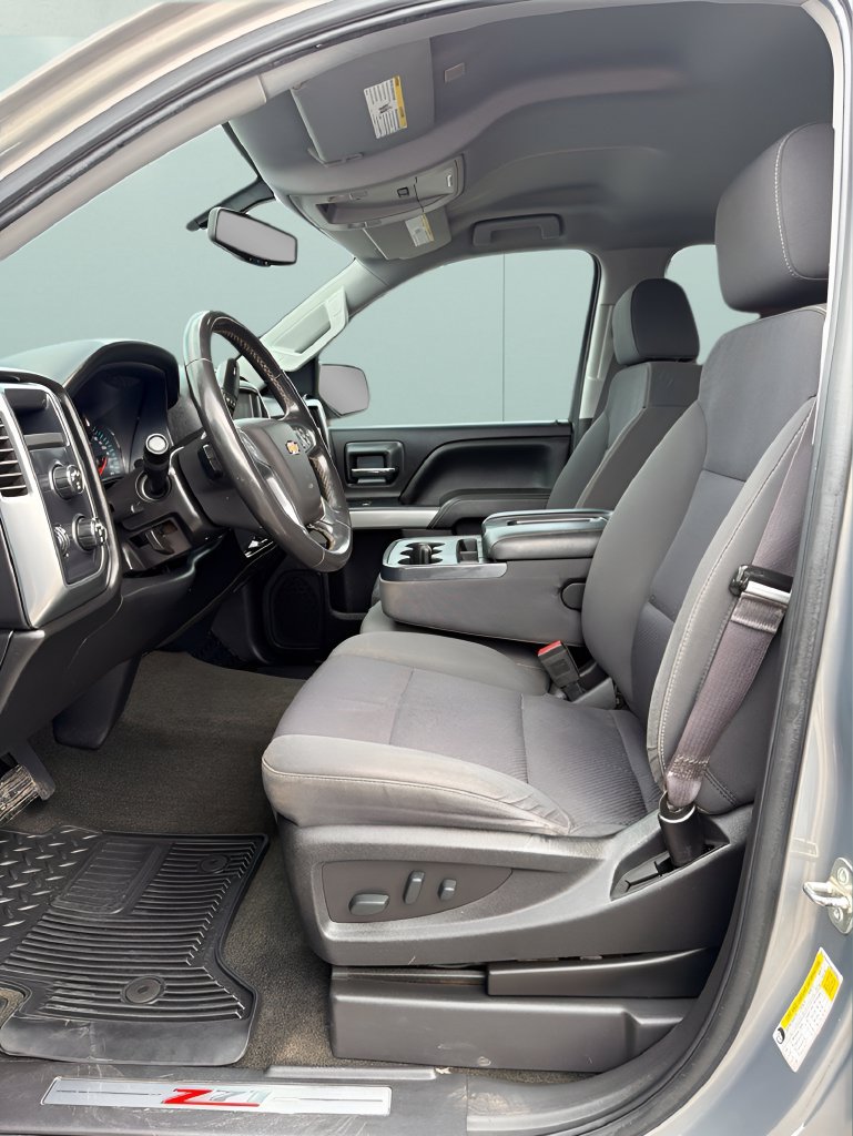 Used 2017 Chevrolet Silverado 1500 LT w/ Texas Edition AWD/4WD image 10