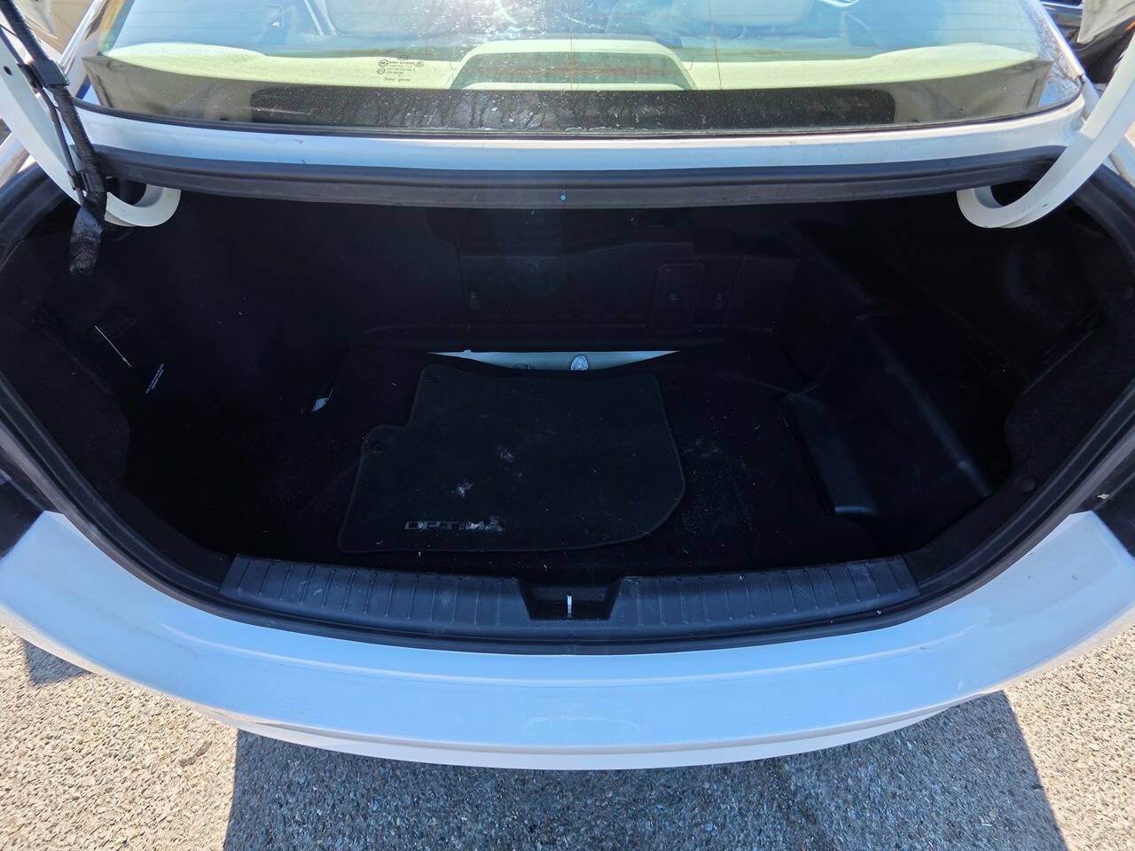 Used 2012 Kia Optima Hybrid FWD image 26