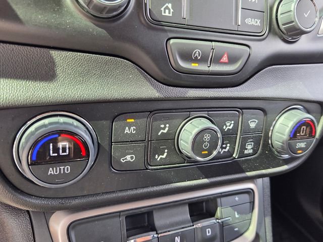 Used 2024 GMC Terrain Denali image 26