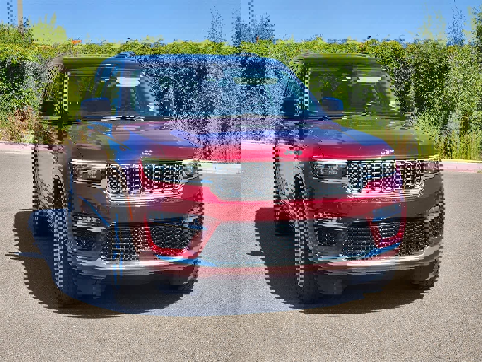 Used 2022 Jeep Grand Cherokee Summit w/ Adv Protech Group IV image 3