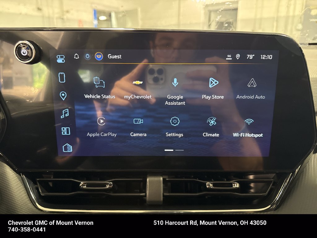 New 2027 Chevrolet Equinox RS w/ Safety and Technology Package FWD image 15