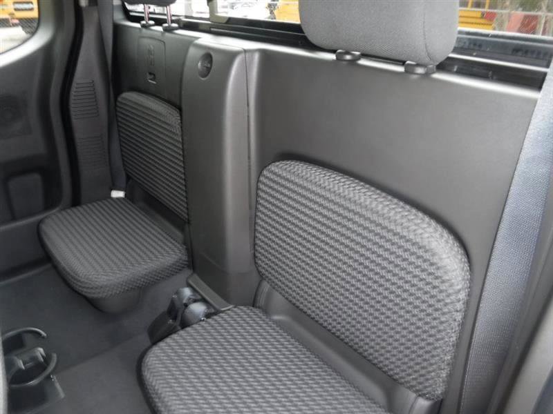 Used 2008 Nissan Frontier SE w/ SE Value Truck Pkg image 37