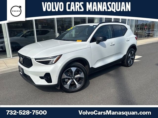 Certified 2025 Volvo XC40 B5 Plus