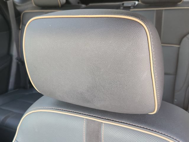 Used 2022 Chevrolet Blazer Premier w/ Enhanced Convenience Package FWD image 24