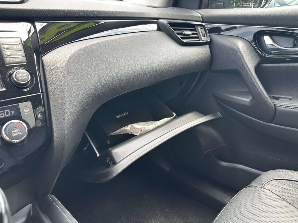 Used 2018 Nissan Rogue Sport SL w/ SL Premium Package AWD/4WD image 18