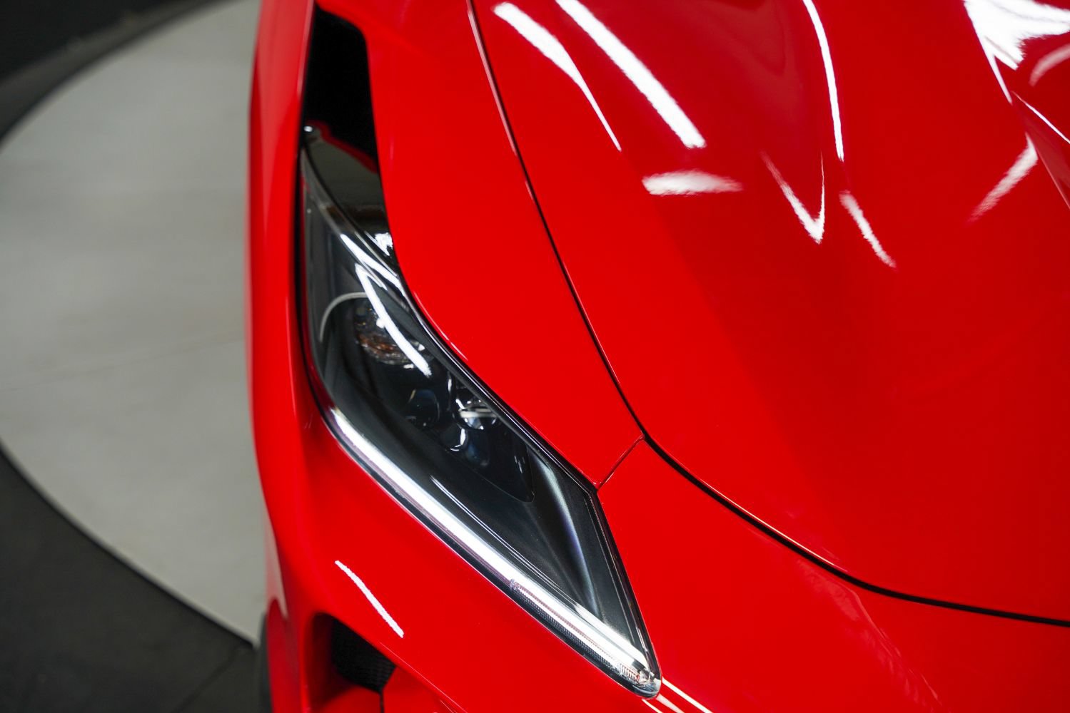 Used 2021 Ferrari F8 Tributo RWD image 12