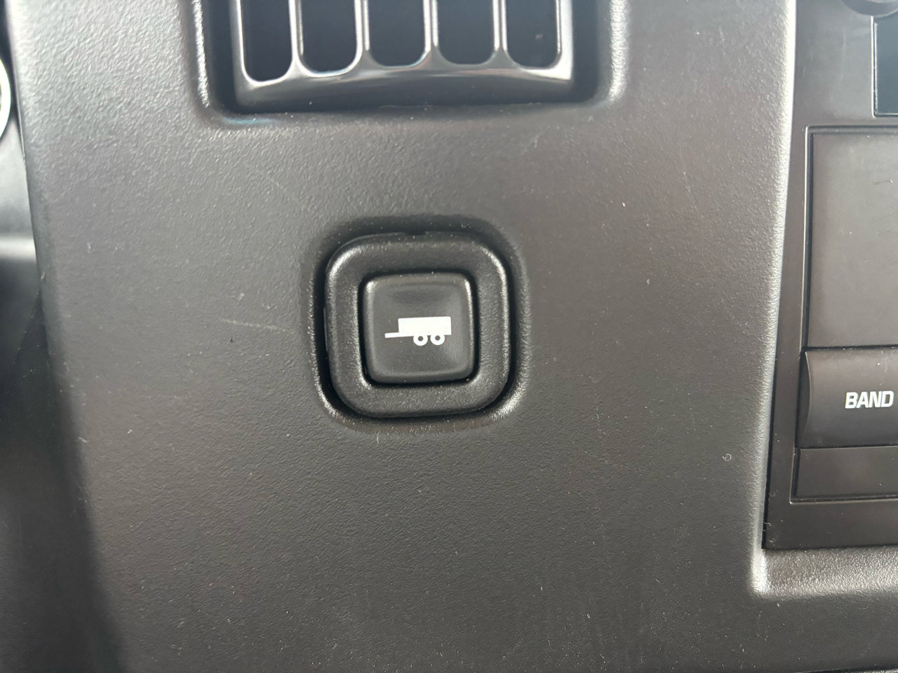 Used 2013 Chevrolet Express 2500 Extended image 19