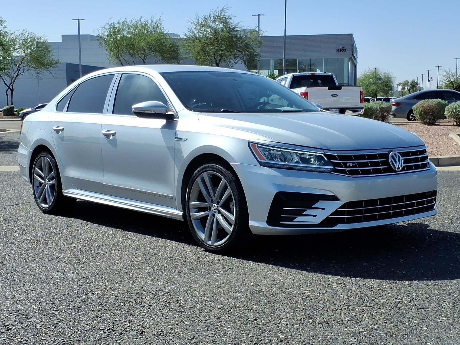 Used 2017 Volkswagen Passat 1.8T R-Line