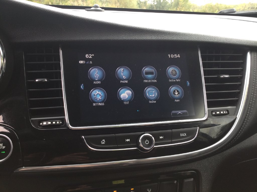 Used 2020 Buick Encore Preferred FWD image 19