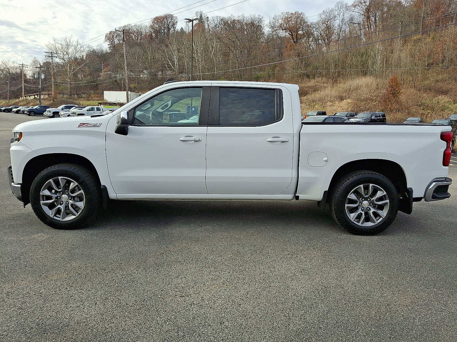 Used 2021 Chevrolet Silverado 1500 LT image 4