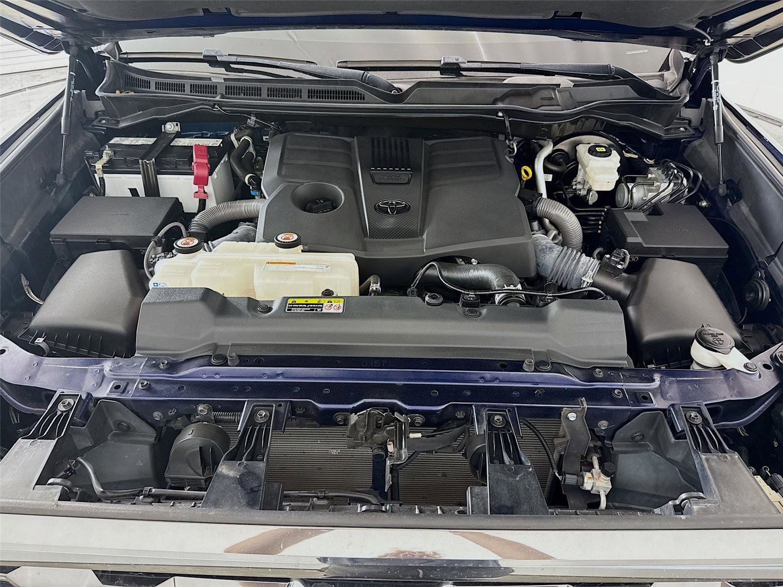 Used 2023 Toyota Tundra Platinum AWD/4WD image 21