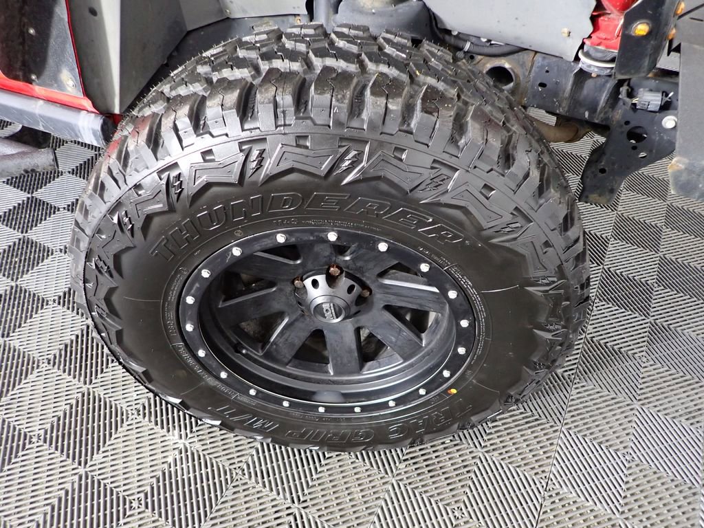 Used 2018 Jeep Wrangler Unlimited Sport image 33