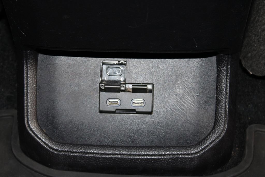 Used 2022 Toyota Highlander XLE image 34