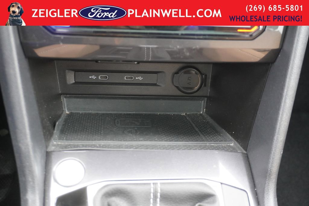 Used 2024 Volkswagen Tiguan SE image 21