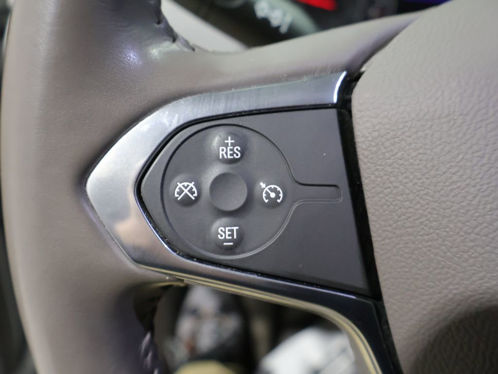 Used 2020 Chevrolet Traverse LT image 35