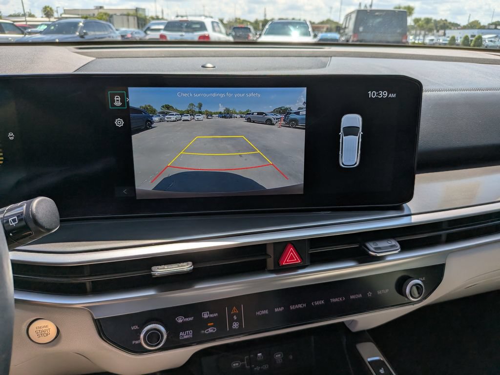 Certified 2025 Kia Sorento S AWD/4WD image 24