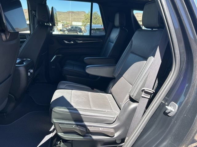 Used 2023 GMC Yukon Denali w/ Advanced Technology Package AWD/4WD image 11