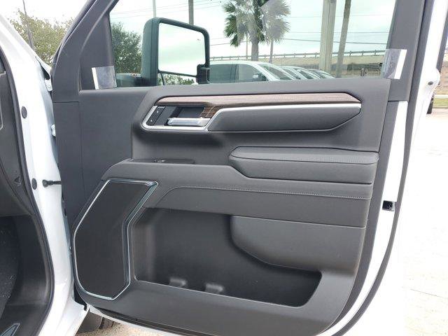 New 2026 Chevrolet Silverado 3500 LT w/ Safety Package image 9