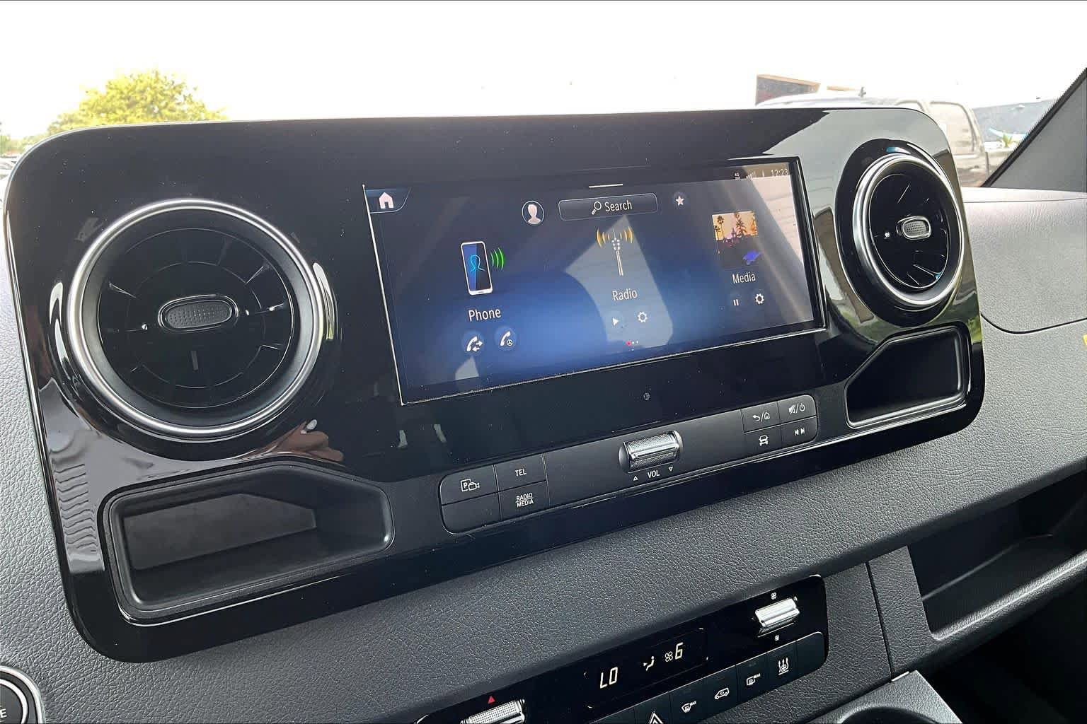 New 2025 Mercedes-Benz Sprinter 2500 image 12