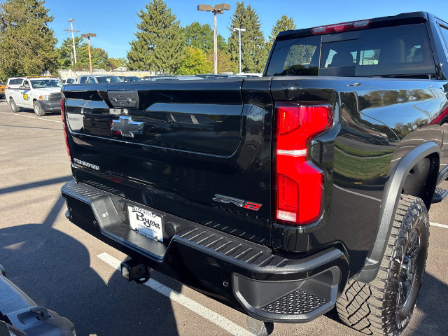 Used 2026 Chevrolet Silverado 2500 ZR2 AWD/4WD image 28