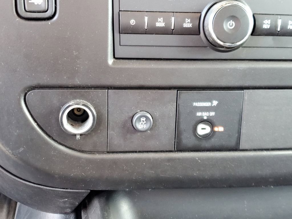 Used 2024 GMC Savana 2500 w/ Driver Convenience Package image 22