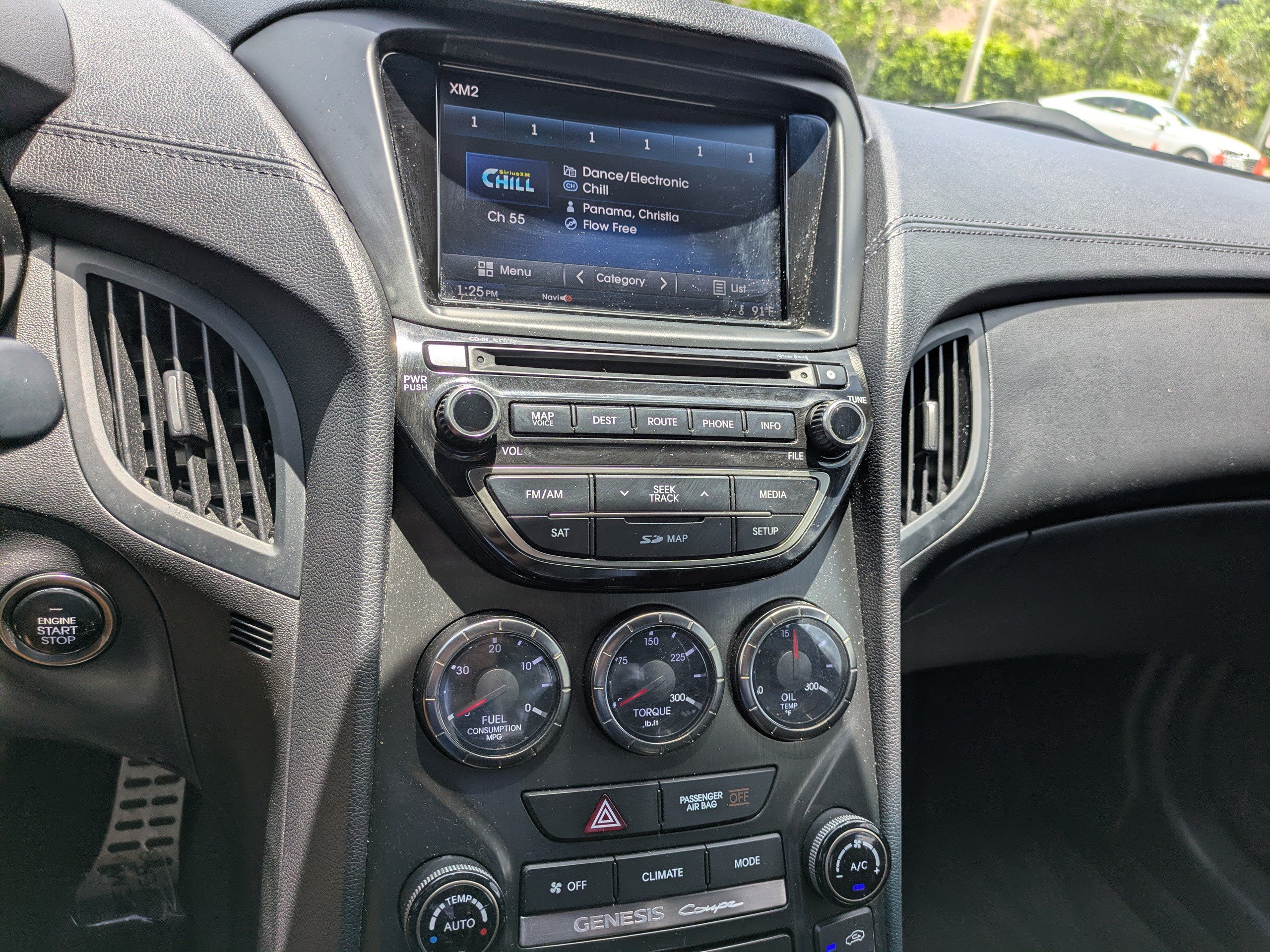 Used 2015 Hyundai Genesis 3.8 RWD image 19