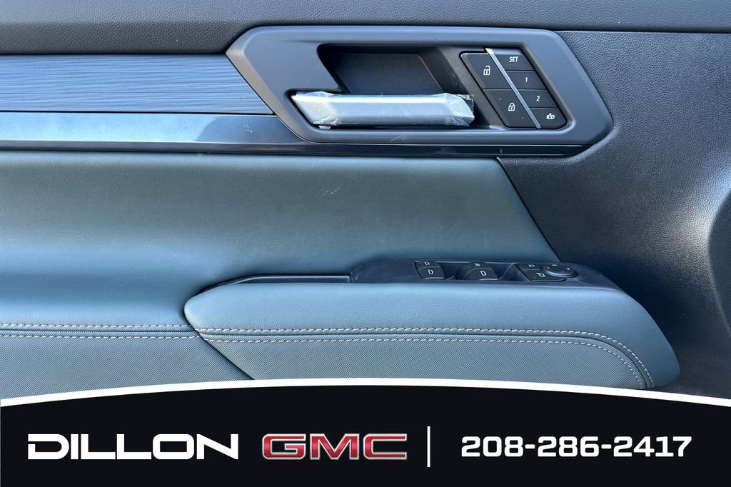 New 2026 GMC Terrain AT4 w/ Convenience Package III AWD/4WD image 13