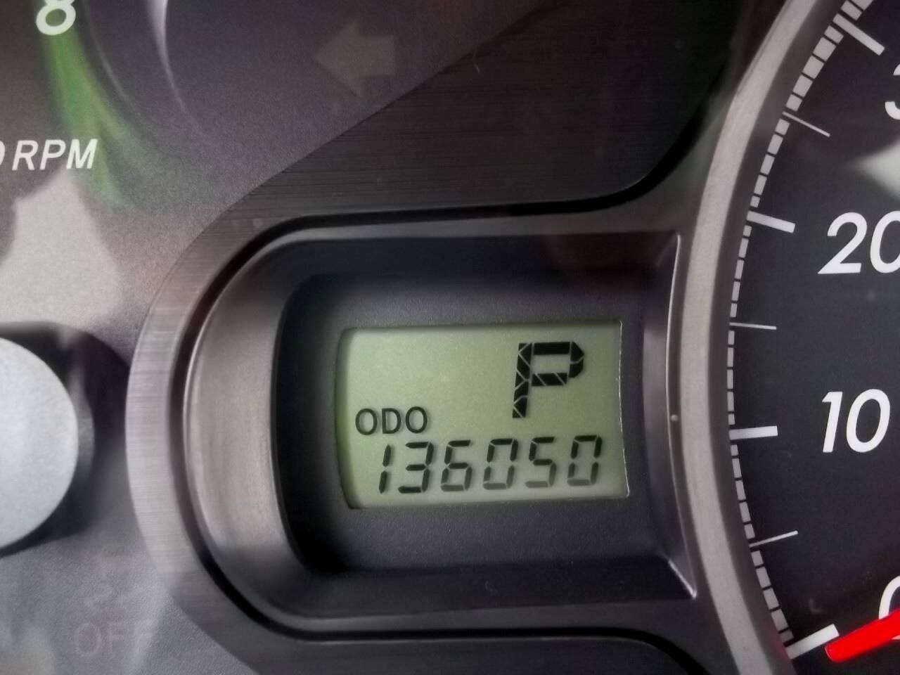 Used 2011 Toyota Sienna LE FWD image 5