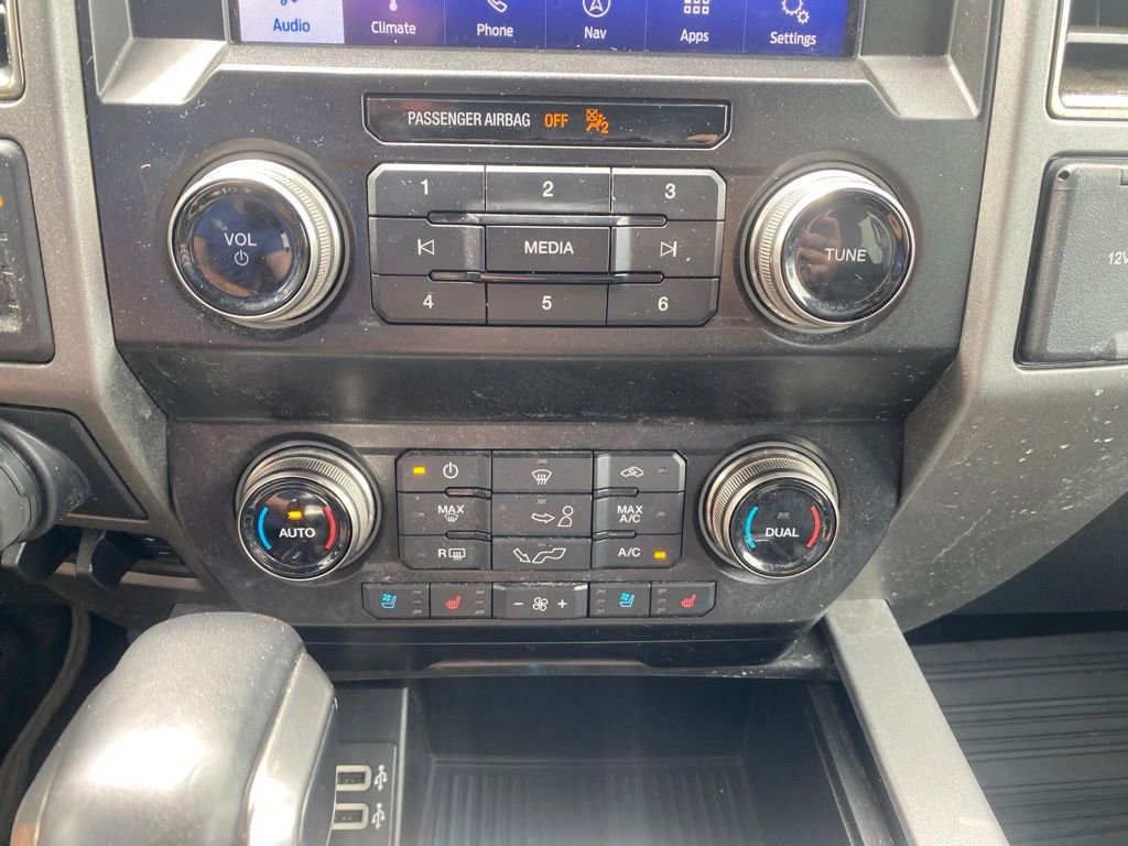 Used 2020 Ford F150 Raptor w/ Equipment Group 802A Luxury AWD/4WD image 22