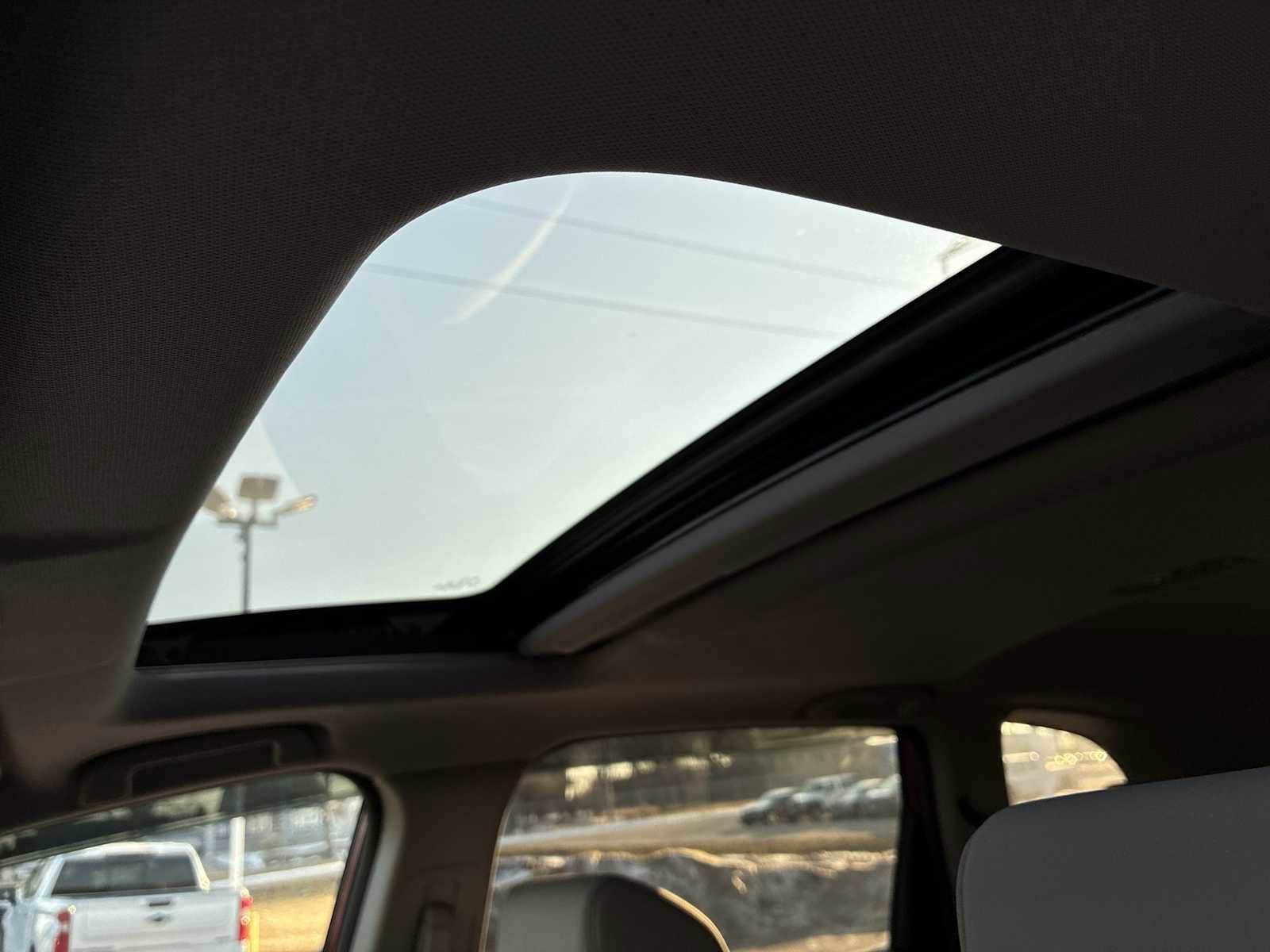 Used 2022 Honda CR-V Touring image 19