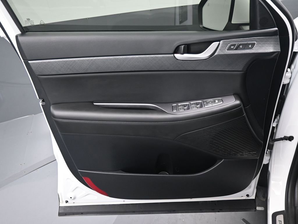 Used 2024 Hyundai Palisade Limited image 13