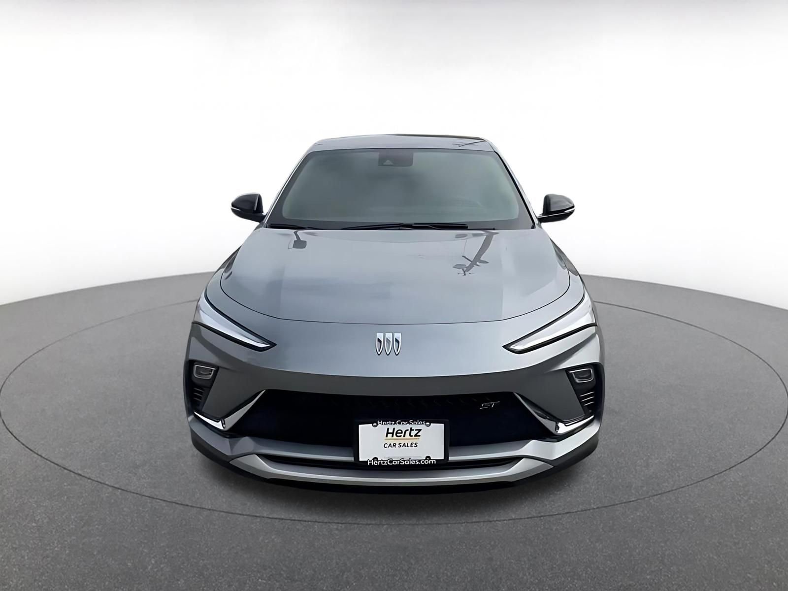 Used 2025 Buick Envista Sport Touring image 4