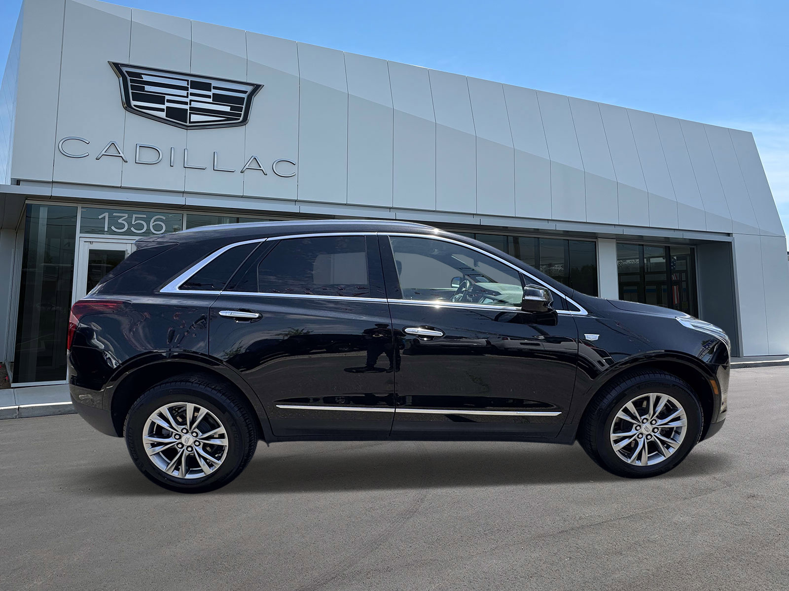 Used 2021 Cadillac XT5 Premium Luxury AWD/4WD image 5