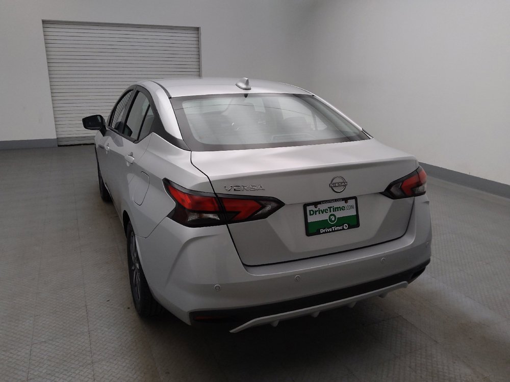 Used 2025 Nissan Versa SV FWD image 6