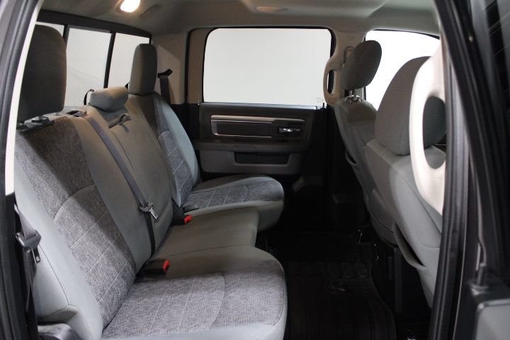 Used 2017 RAM 1500 Big Horn AWD/4WD image 29