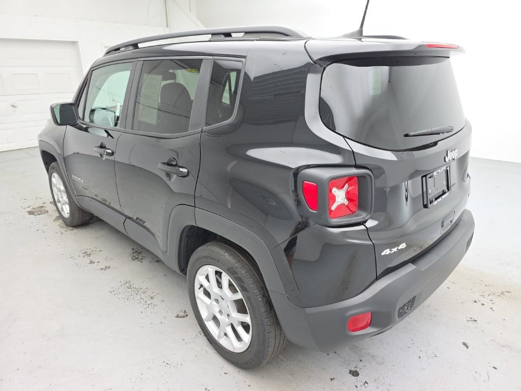 Used 2021 Jeep Renegade Latitude w/ Convenience Group AWD/4WD image 10